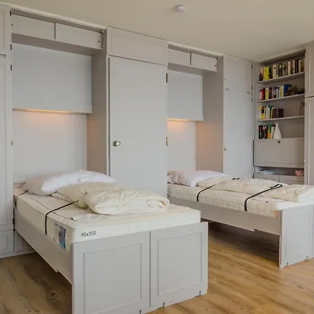 Haus-sylter-welle-9-91-wb * Westerland